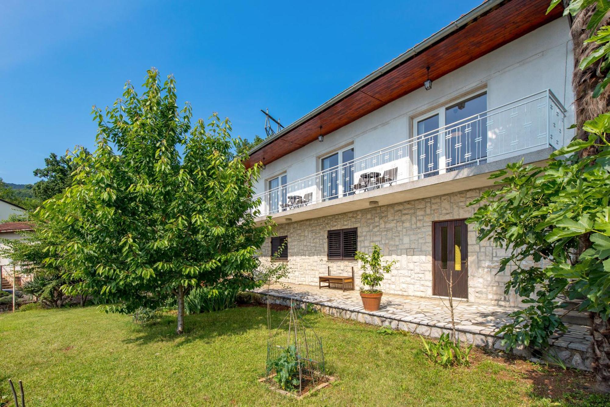 Apartment Div Ловран Екстериор снимка